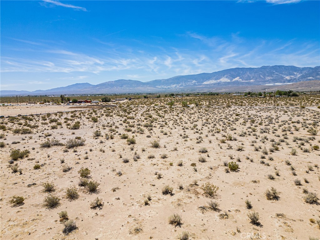 MLS #OC25118410 image #17