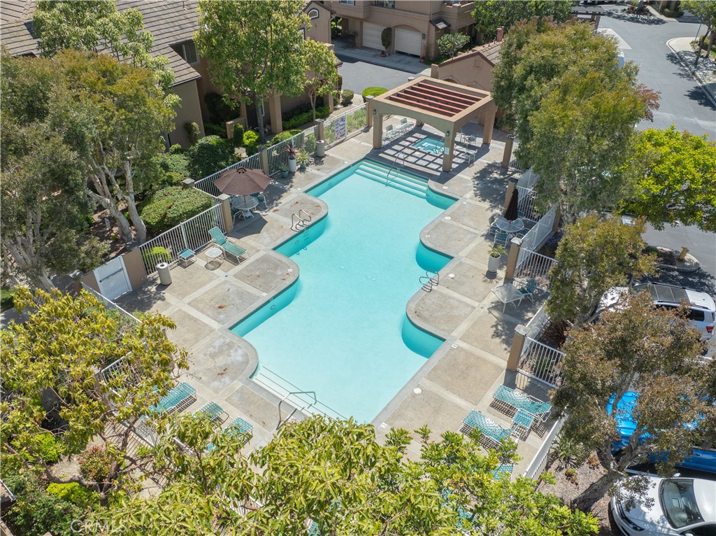 MLS #OC25118621 image #22