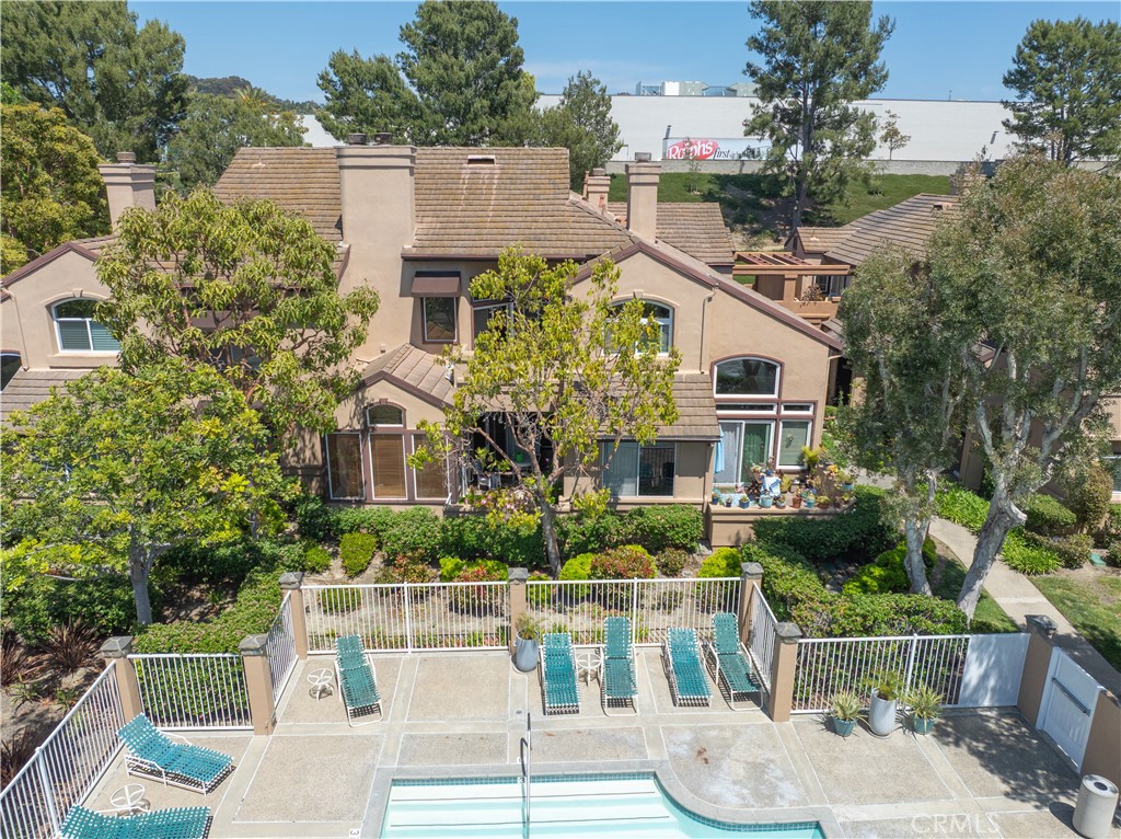 MLS #OC25118621 image #24