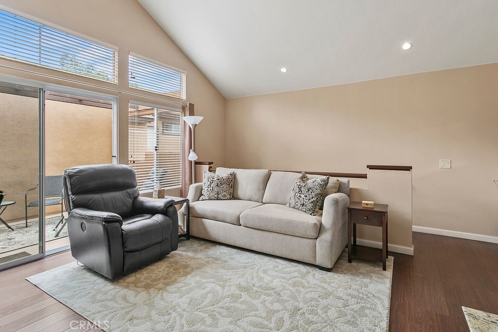 MLS #OC25118621 image #5