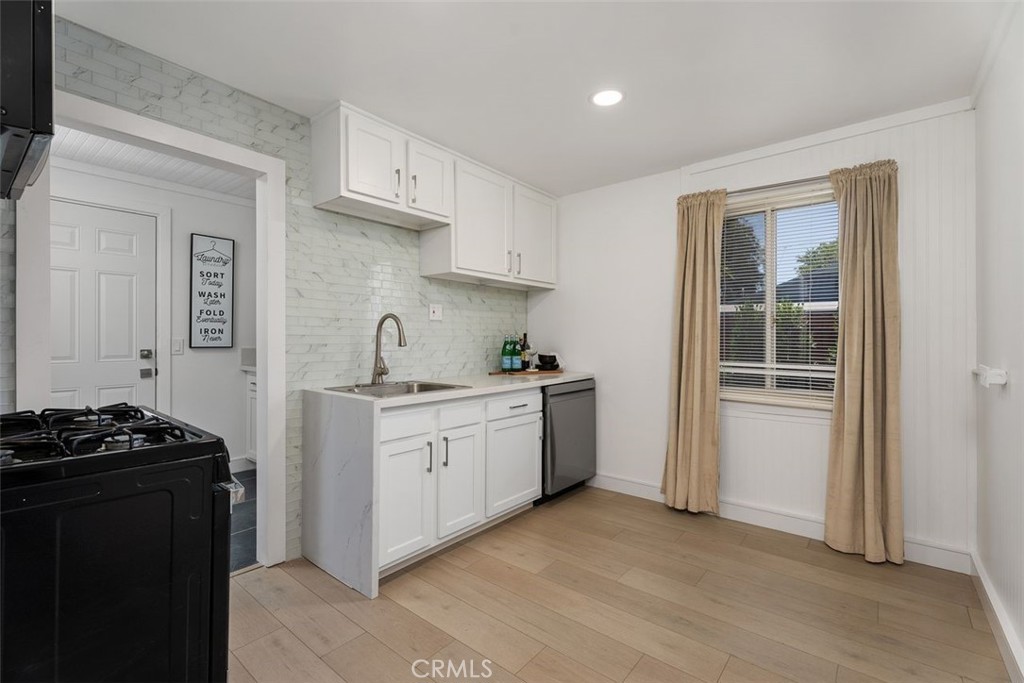 MLS #OC25119117 image #21