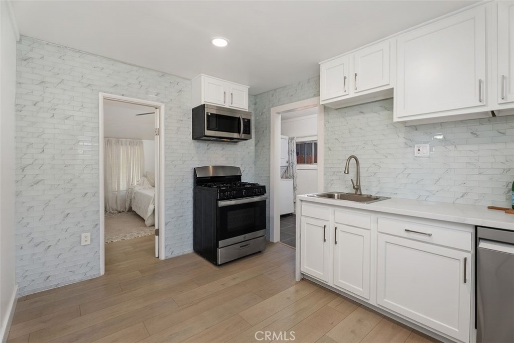 MLS #OC25119117 image #22