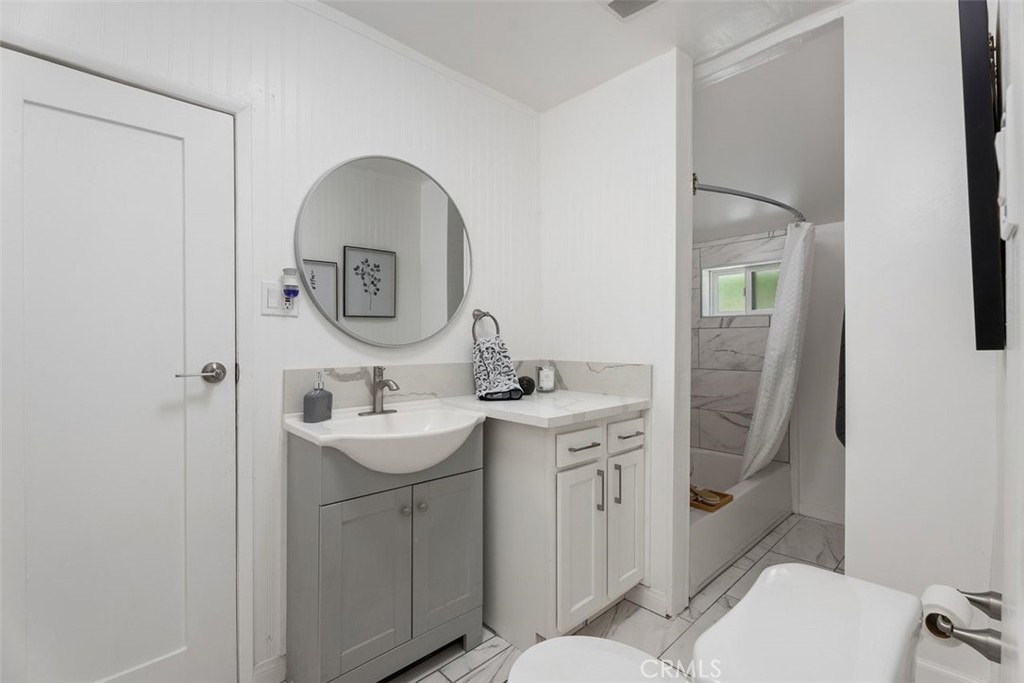 MLS #OC25119117 image #27