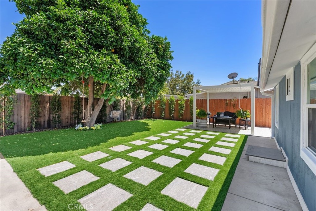 MLS #OC25119117 image #31