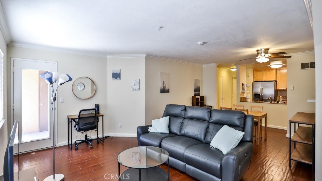 MLS #OC25119277 image #2