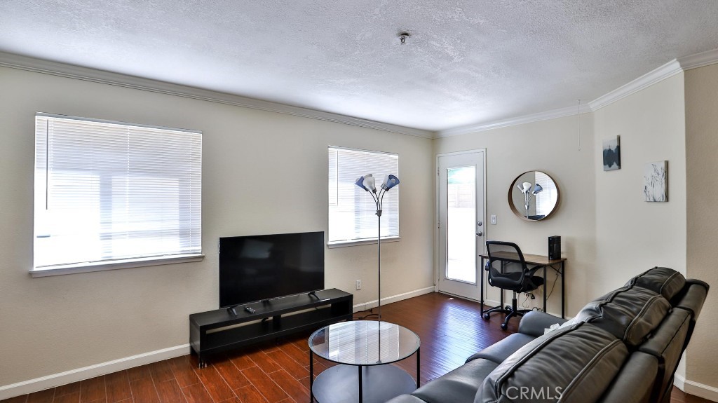 MLS #OC25119277 image #3