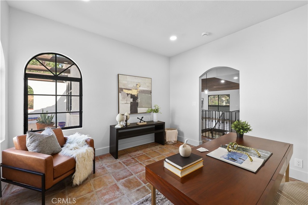 MLS #OC25119322 image #11