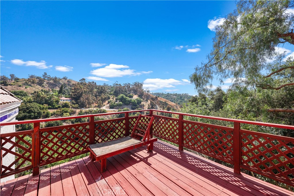 MLS #OC25119322 image #23