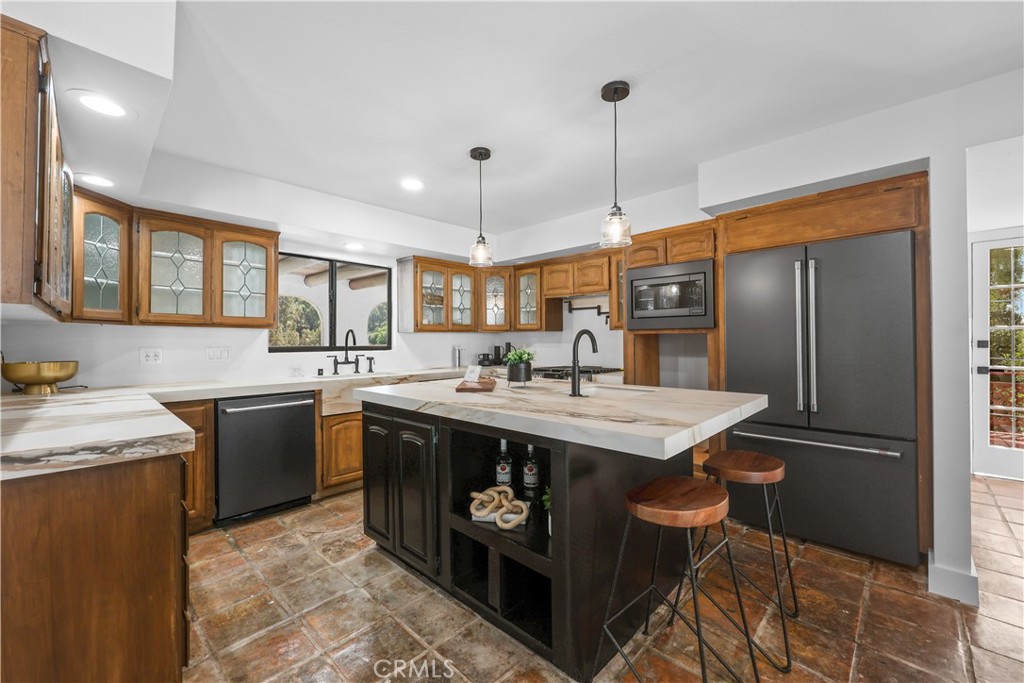 MLS #OC25119322 image #8