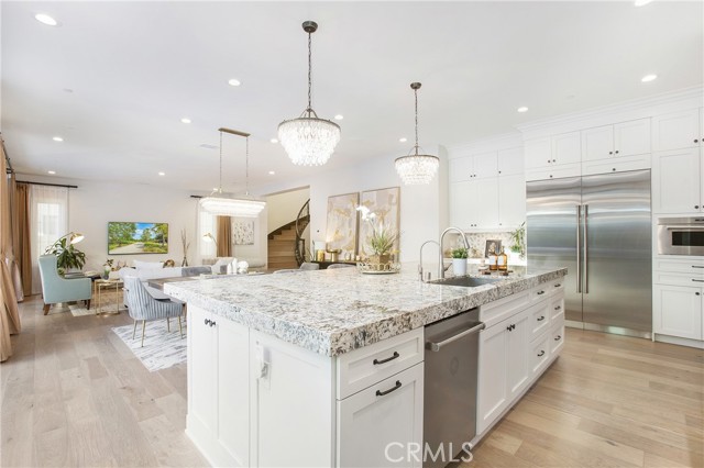 MLS #OC25119461 image #10