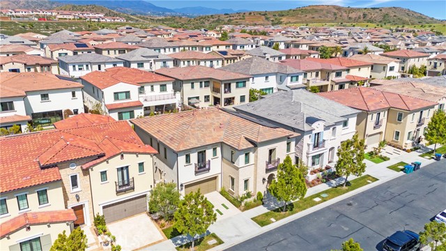 MLS #OC25119461 image #31