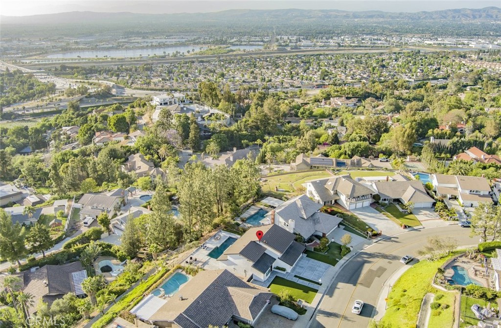 MLS #OC25119522 image #2