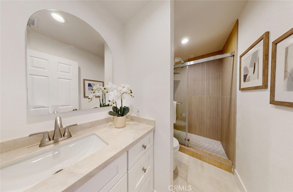 MLS #OC25119522 image #28