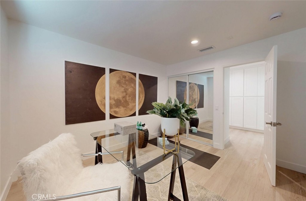 MLS #OC25119522 image #32