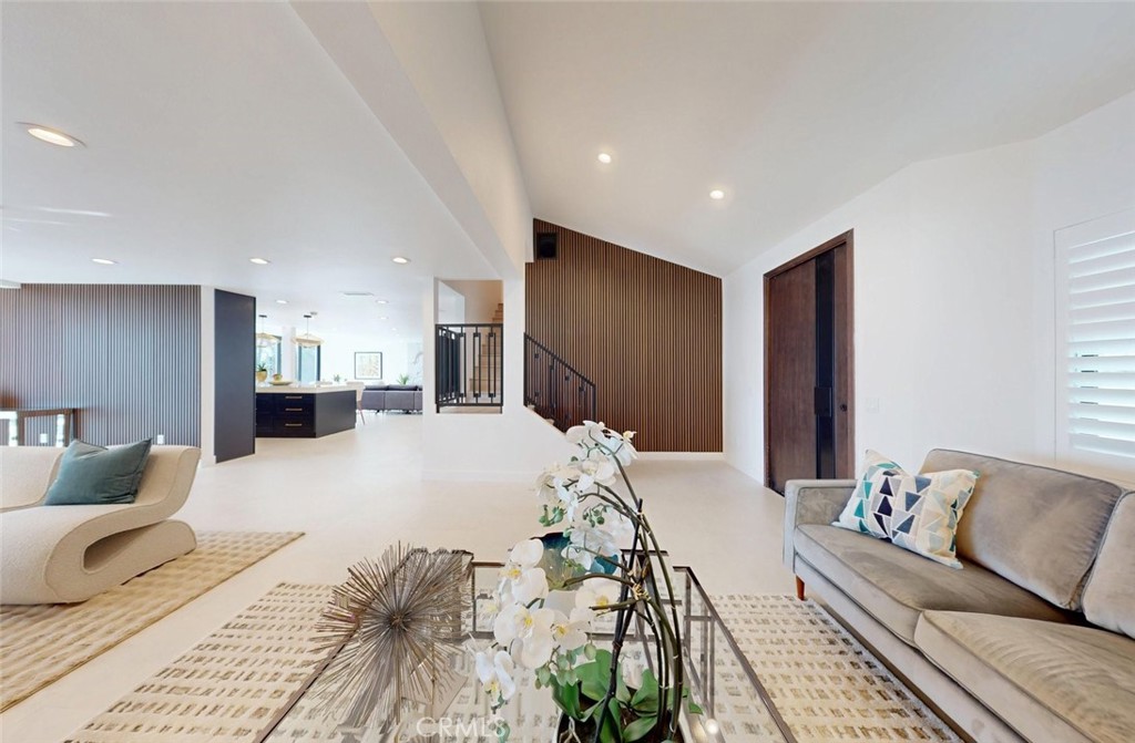 MLS #OC25119522 image #7