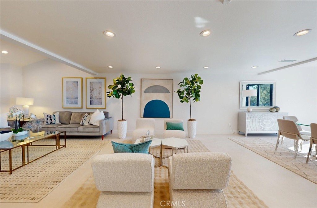 MLS #OC25119522 image #8