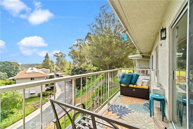 MLS #OC25119580 image #2