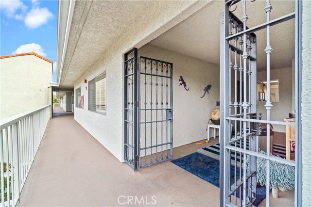 MLS #OC25119580 image #3