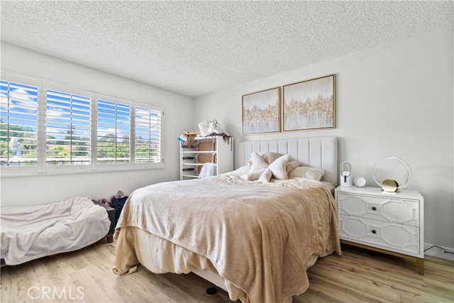 MLS #OC25119580 image #8