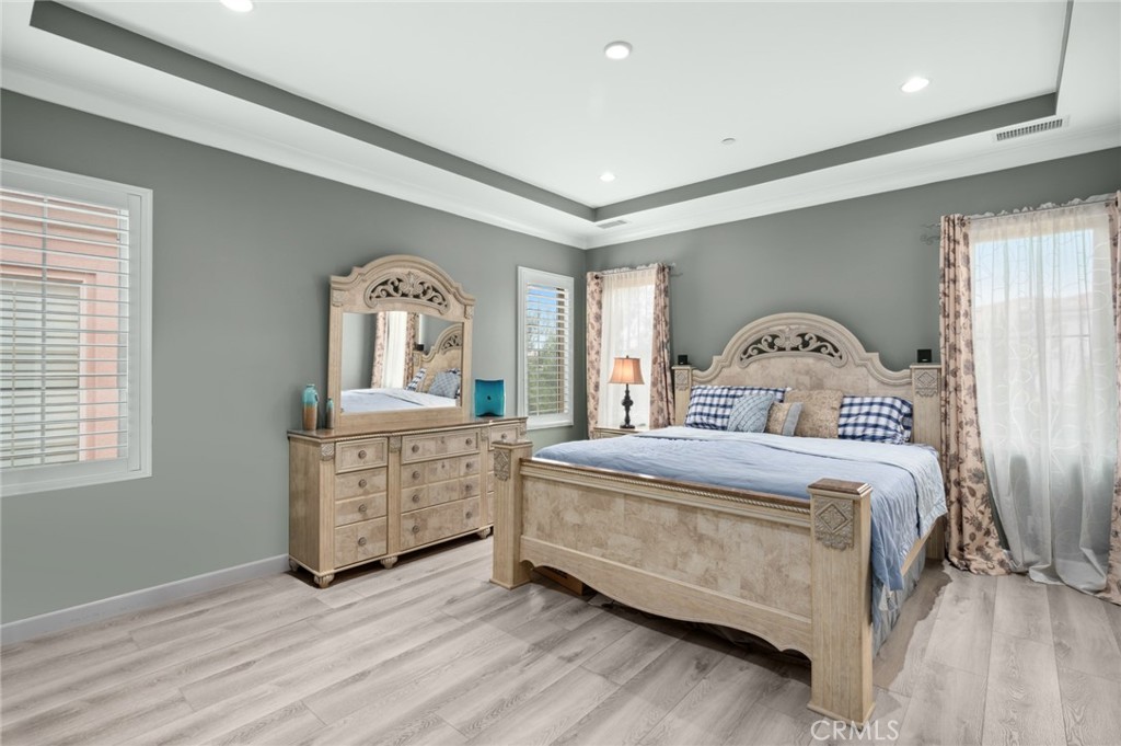 MLS #OC25120194 image #13