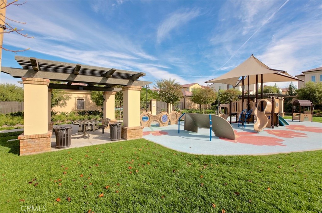 MLS #OC25120194 image #26