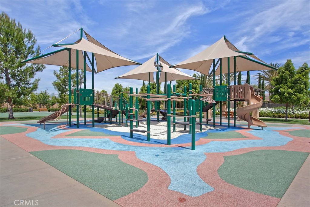 MLS #OC25120194 image #28