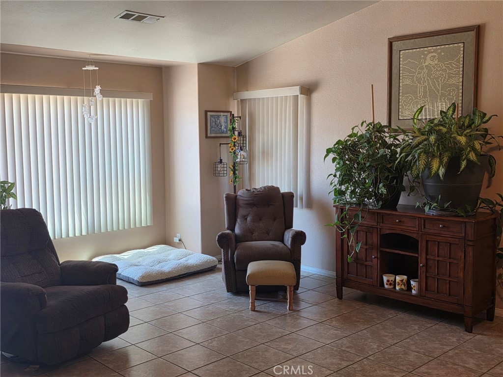 MLS #OC25120798 image #2