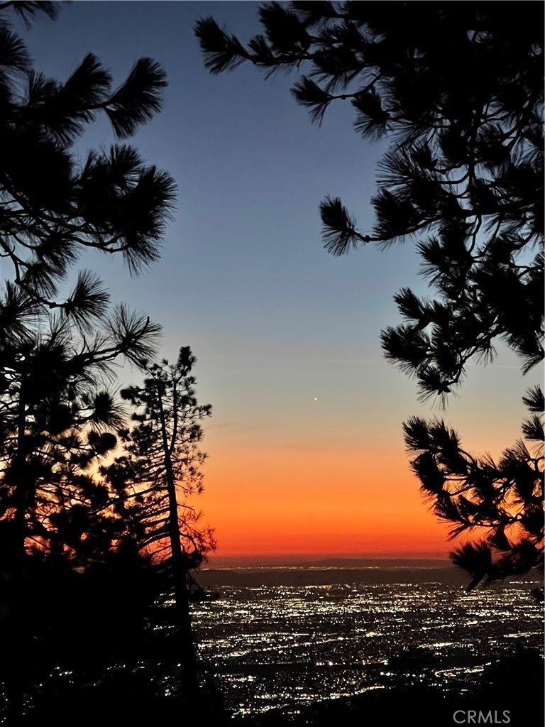 MLS #OC25121022 image #3