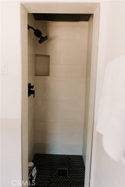 MLS #OC25121442 image #15