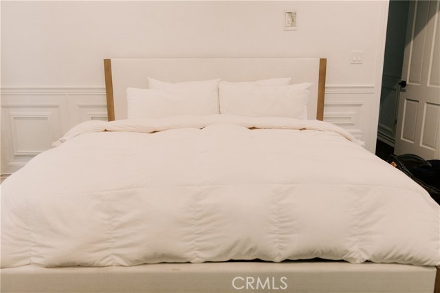 MLS #OC25121442 image #19