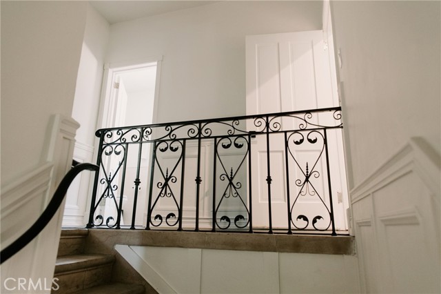 MLS #OC25121442 image #21