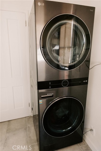 MLS #OC25121442 image #28