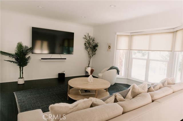 MLS #OC25121442 image #5