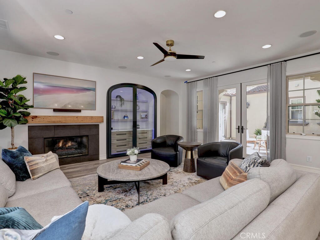 MLS #OC25121808 image #16