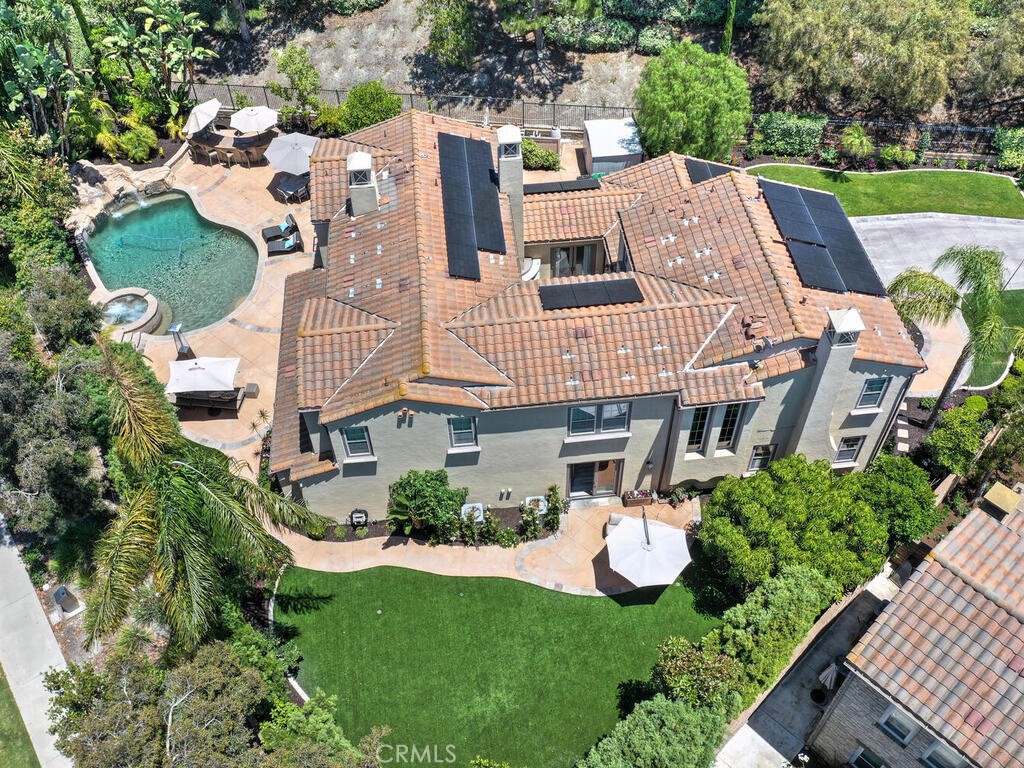 MLS #OC25121808 image #2