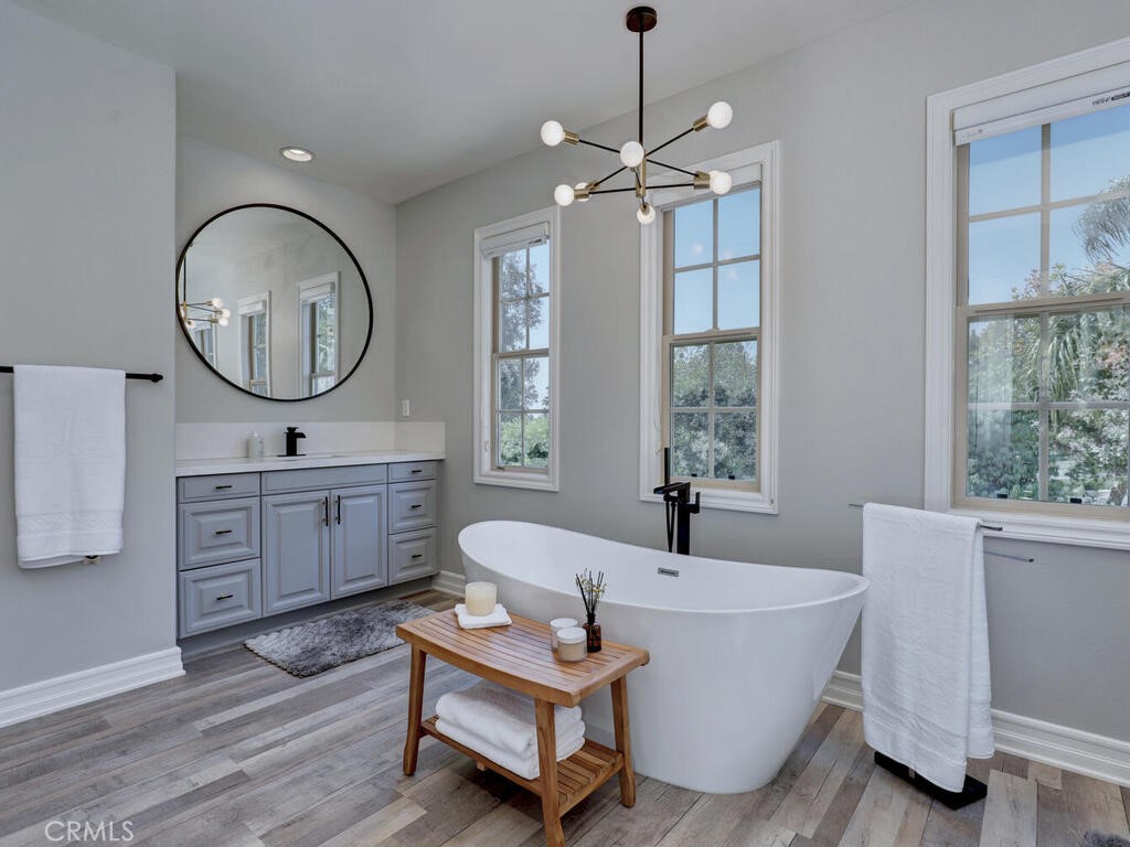 MLS #OC25121808 image #33