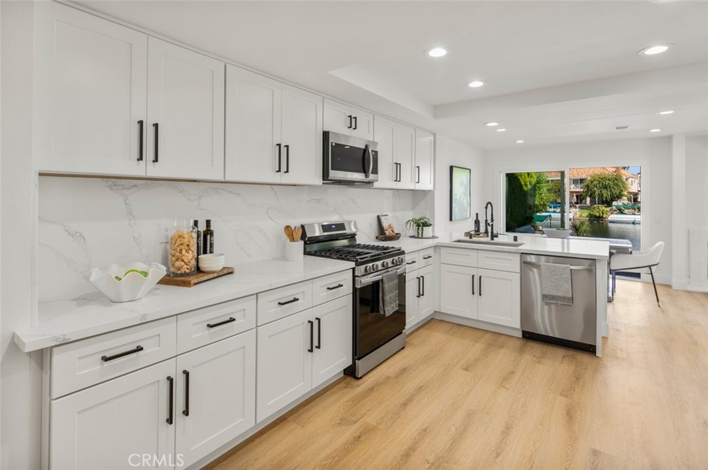 MLS #OC25121855 image #11