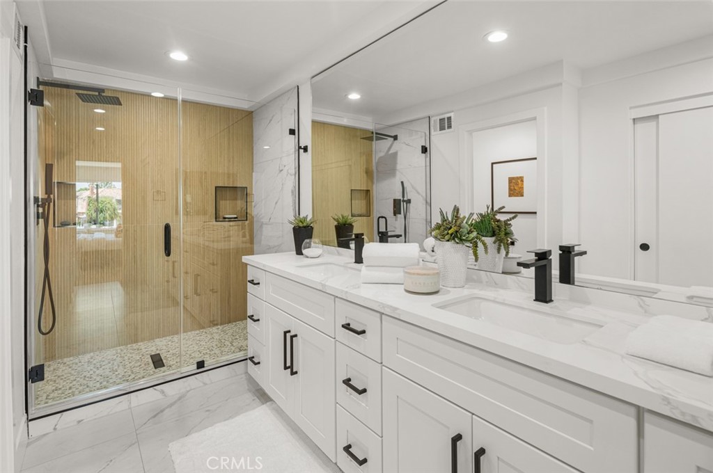 MLS #OC25121855 image #29