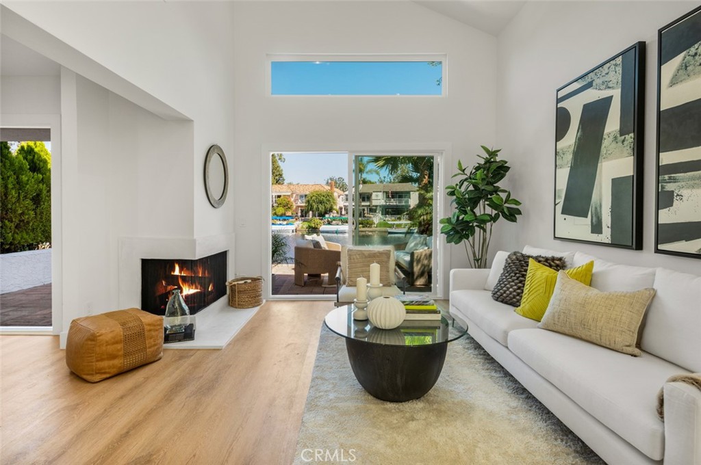 MLS #OC25121855 image #4