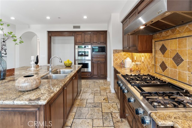 MLS #OC25122252 image #20