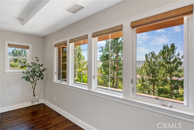 MLS #OC25122252 image #34