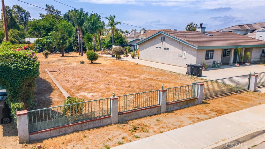 MLS #OC25122591 image #19