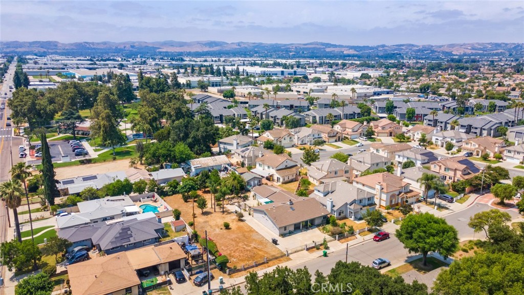 MLS #OC25122591 image #5