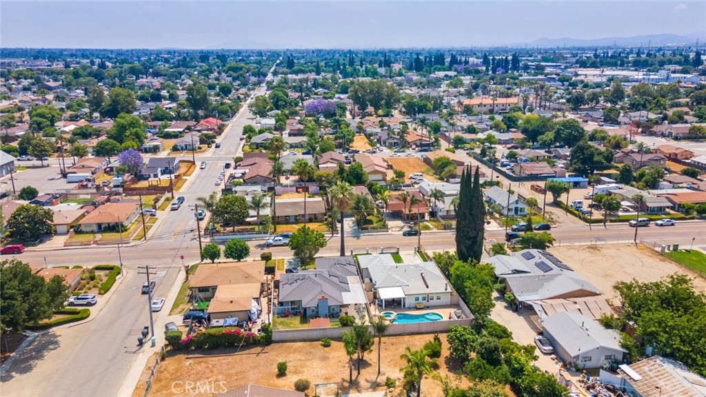 MLS #OC25122591 image #8