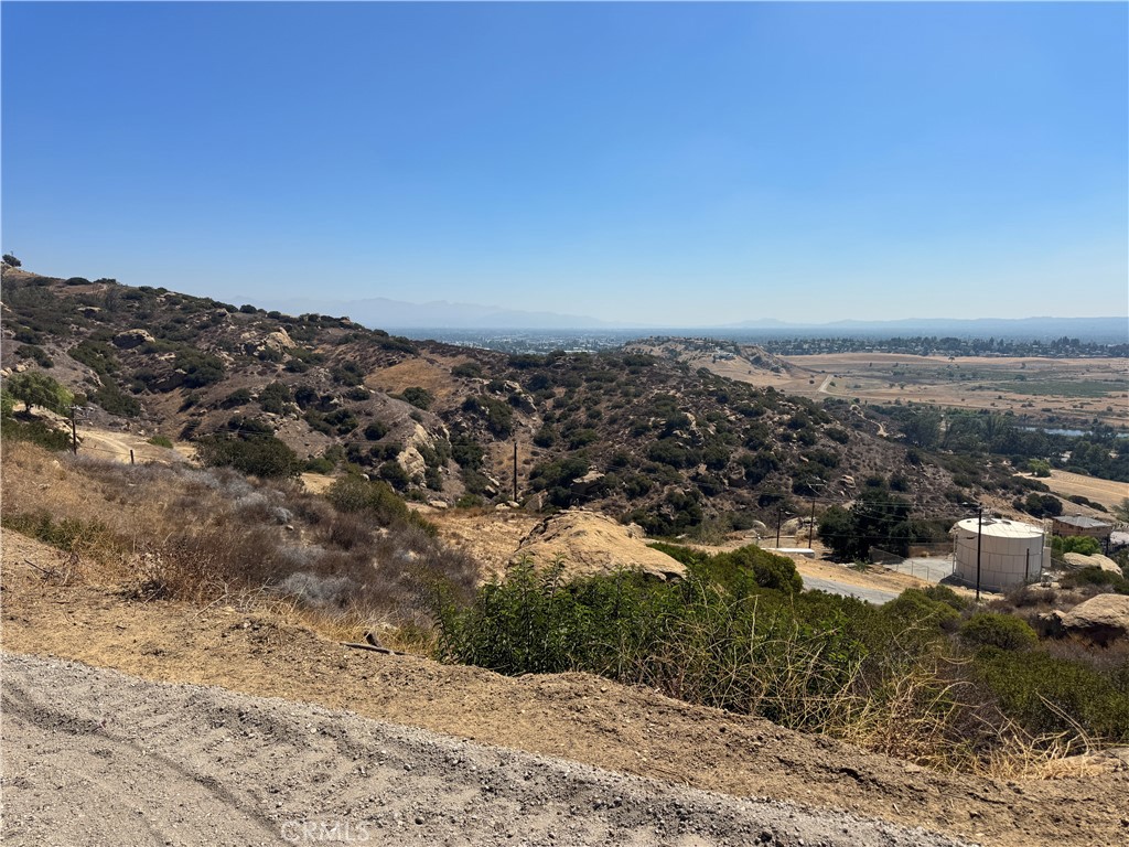 MLS #OC25122644 image #11