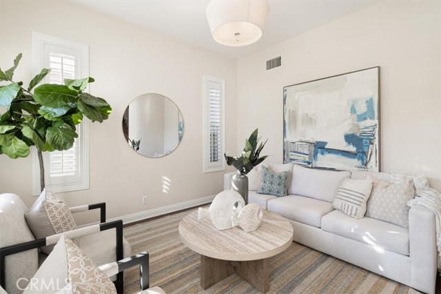 MLS #OC25123612 image #4