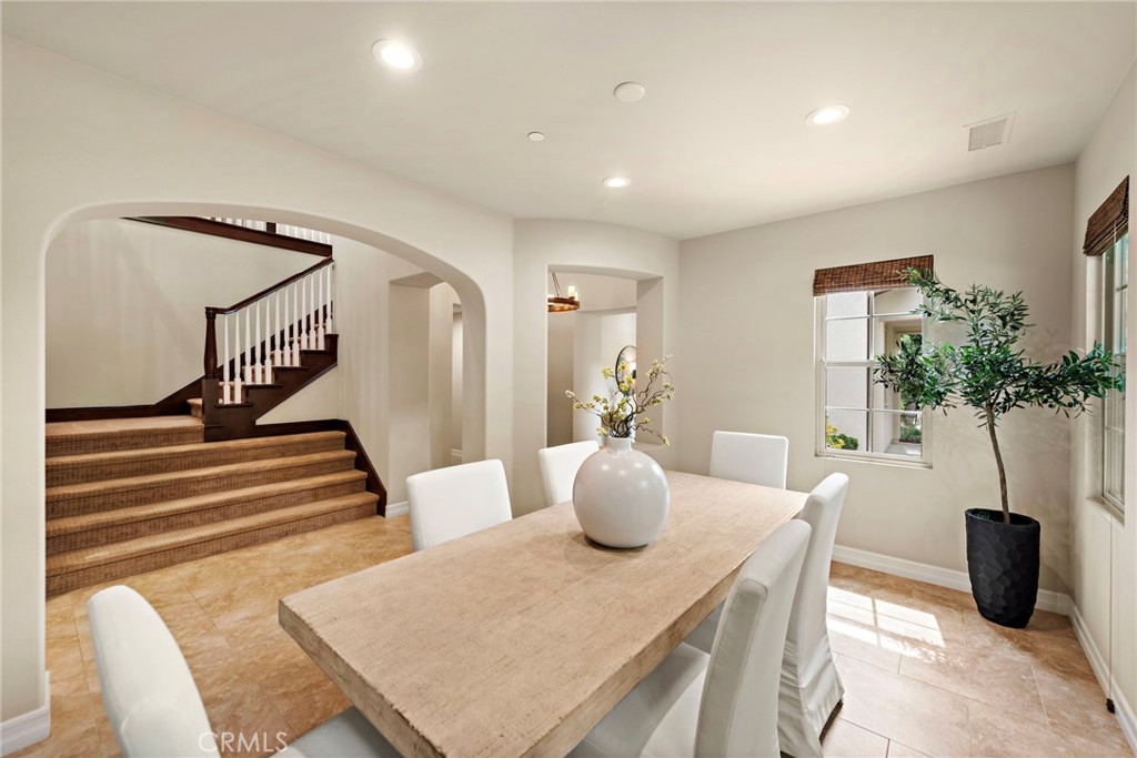 MLS #OC25123792 image #10