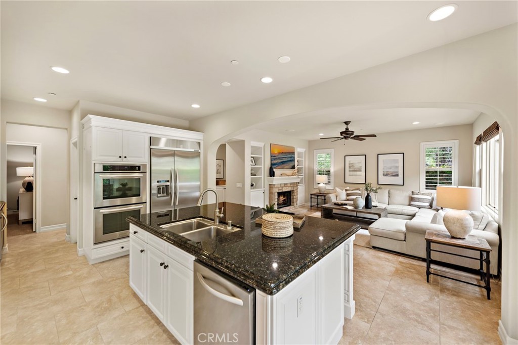 MLS #OC25123792 image #17