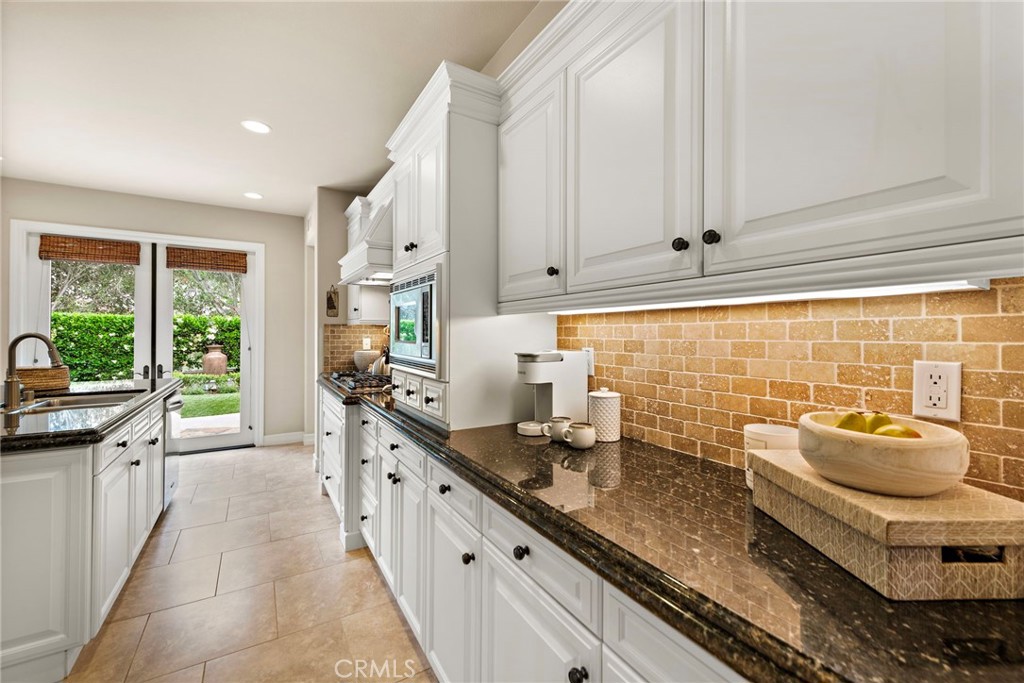 MLS #OC25123792 image #18