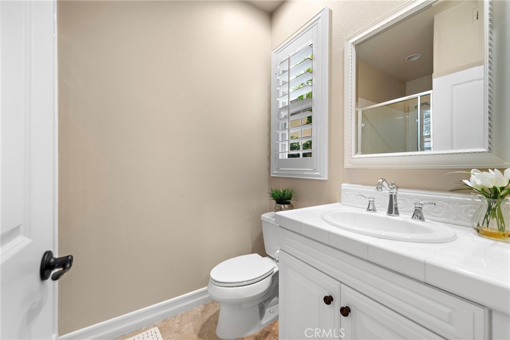 MLS #OC25123792 image #24